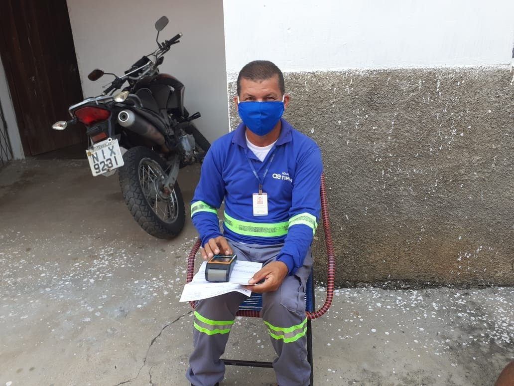 leiturista da Águas de Teresina
